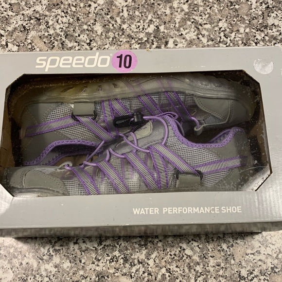Speedo Shoes - Speedo Water Performance shoes size 10